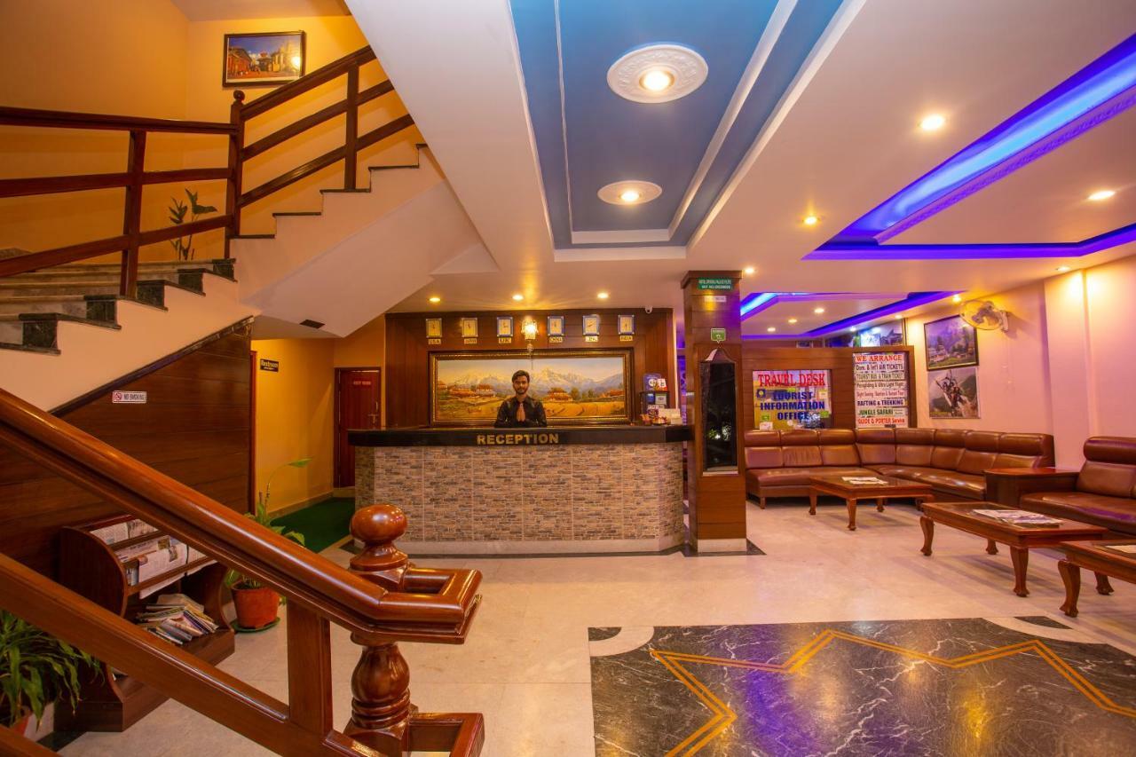 Hotel Crystal Palace Pokhara Exterior photo